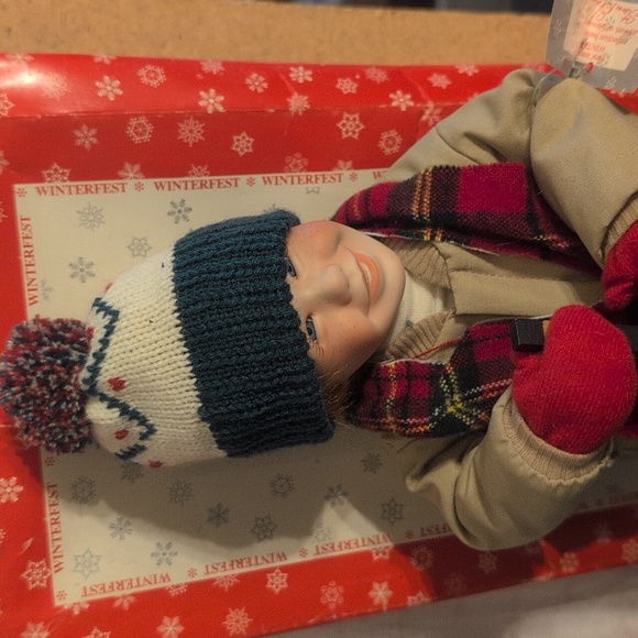 Vintage "Brian" Winterfest Porcelain Doll - Picture 13 of 16